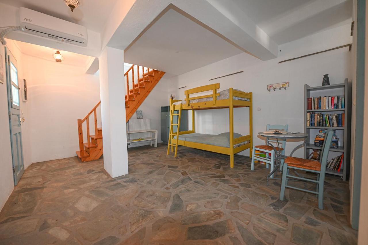 Astraia Agios Ioannis (Tinos) Exterior foto